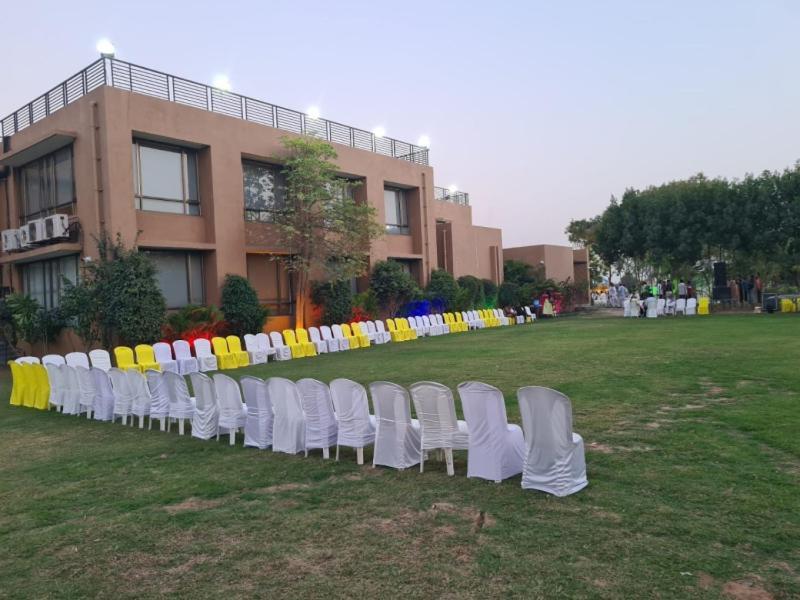 Club Azzurro Resort - Nalsarovar Nanodra Экстерьер фото